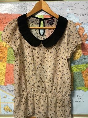 Adorable bow top